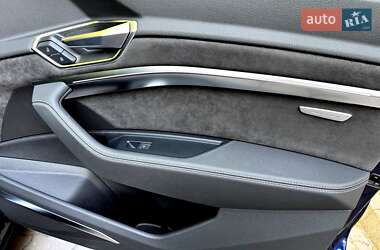 Внедорожник / Кроссовер Audi e-tron S 2020 в 