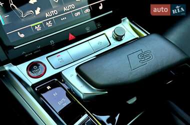 Внедорожник / Кроссовер Audi e-tron S 2020 в 
