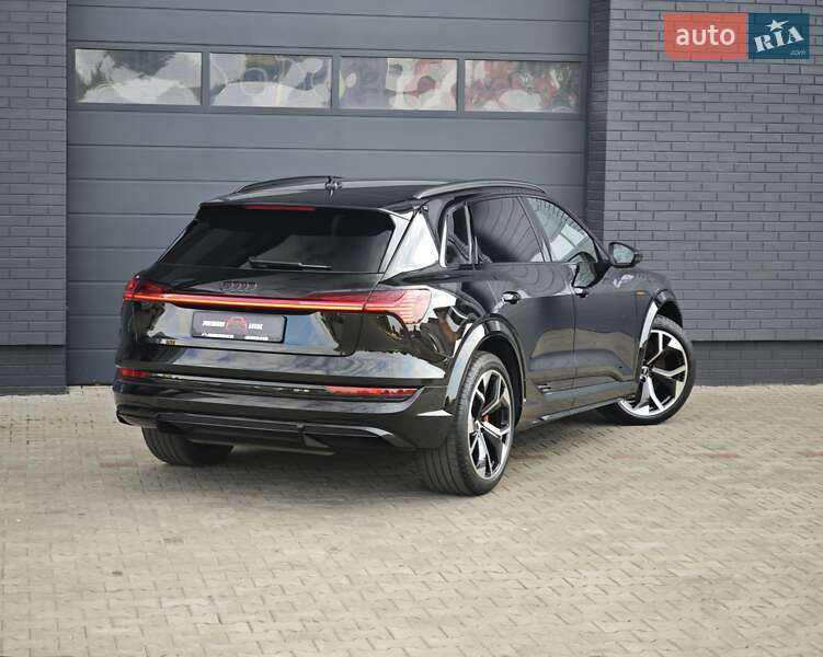 Внедорожник / Кроссовер Audi e-tron S 2022 в Луцке