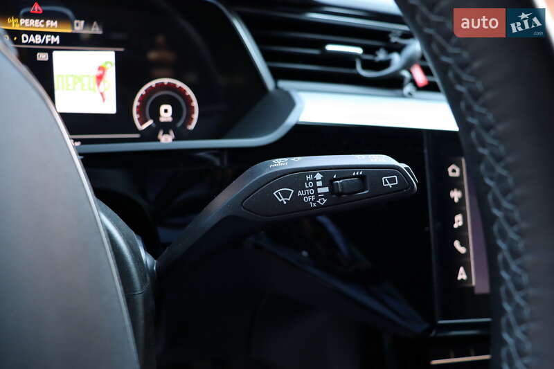 Позашляховик / Кросовер Audi e-tron S 2022 в Львові фото 27 Позашляховик / Кросовер Audi e-tron S 2022 в Львові