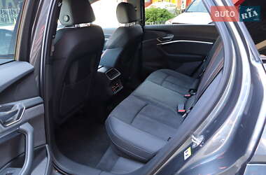 Позашляховик / Кросовер Audi e-tron S 2022 в Львові