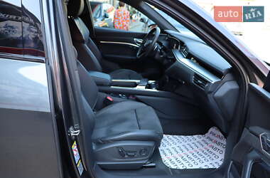 Позашляховик / Кросовер Audi e-tron S 2022 в Львові