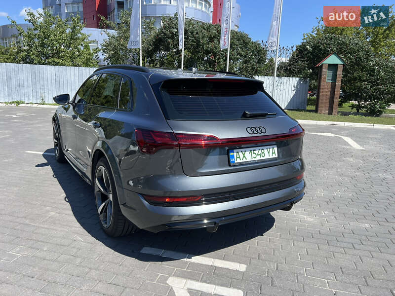 Позашляховик / Кросовер Audi e-tron S 2023 в Харкові фото 18 Позашляховик / Кросовер Audi e-tron S 2023 в Харкові