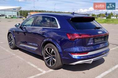Внедорожник / Кроссовер Audi e-tron S 2022 в 
