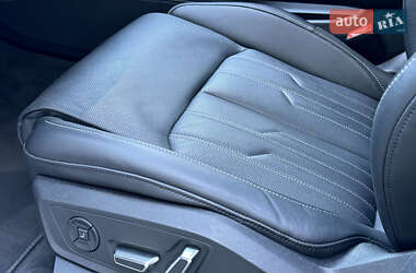 Внедорожник / Кроссовер Audi e-tron S 2022 в 