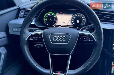 Внедорожник / Кроссовер Audi e-tron S 2022 в 