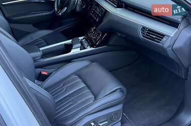 Внедорожник / Кроссовер Audi e-tron S 2022 в 