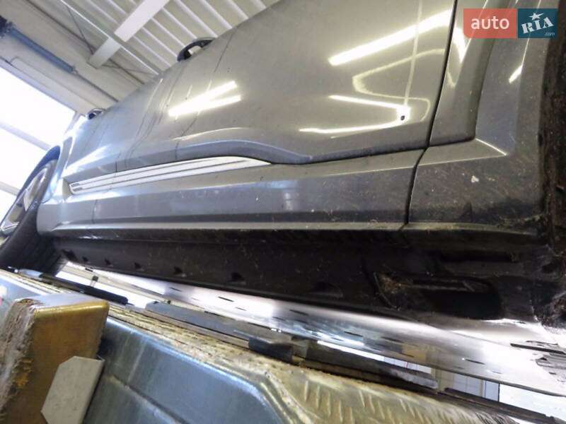 Позашляховик / Кросовер Audi e-tron S 2021 в Вінниці