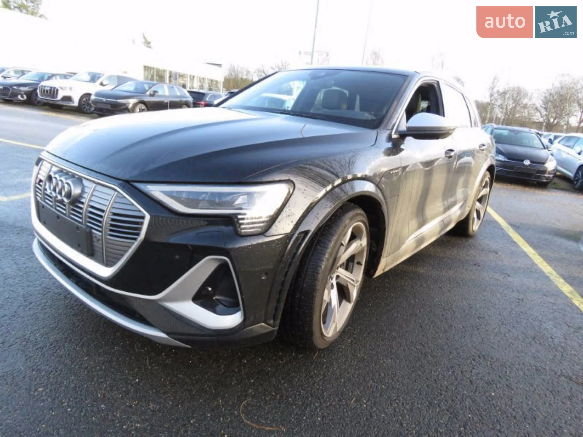 2021 Audi e-tron S - мініатюра 24