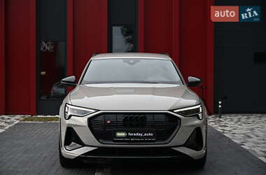 Внедорожник / Кроссовер Audi e-tron S 2022 в 