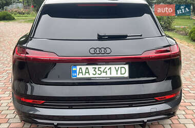 Внедорожник / Кроссовер Audi e-tron S 2021 в 