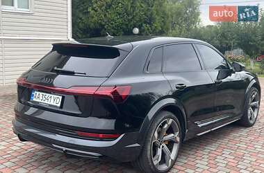 Внедорожник / Кроссовер Audi e-tron S 2021 в 