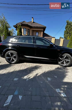 Внедорожник / Кроссовер Audi e-tron S 2021 в 