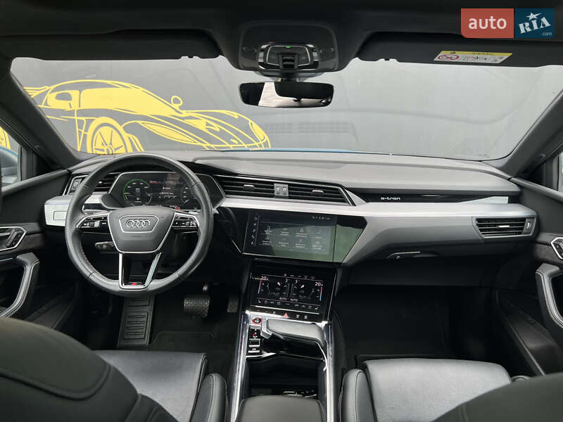 Внедорожник / Кроссовер Audi e-tron S 2021 в Киеве