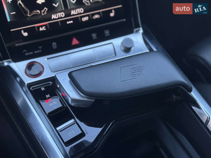 Позашляховик / Кросовер Audi e-tron S 2022 в Києві