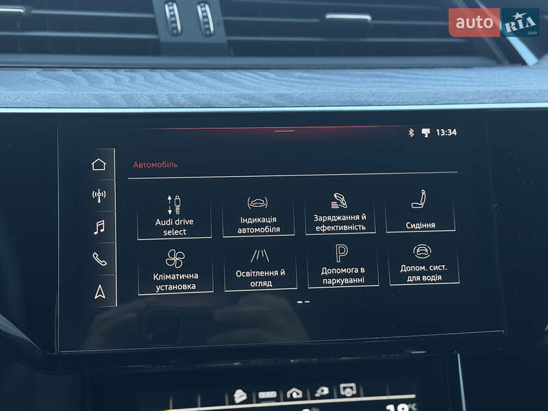 Позашляховик / Кросовер Audi e-tron S 2022 в Києві