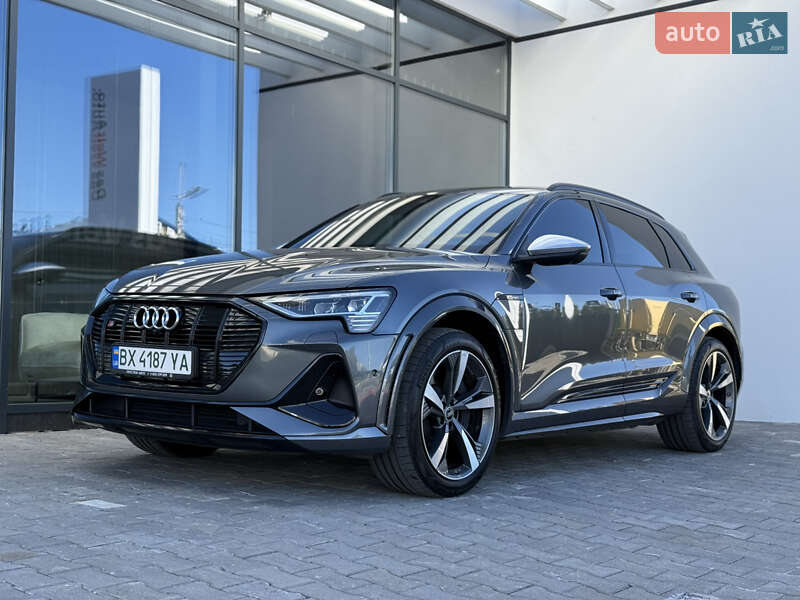 Внедорожник / Кроссовер Audi e-tron S 2020 в Хмельницком фото 15 Внедорожник / Кроссовер Audi e-tron S 2020 в Хмельницком