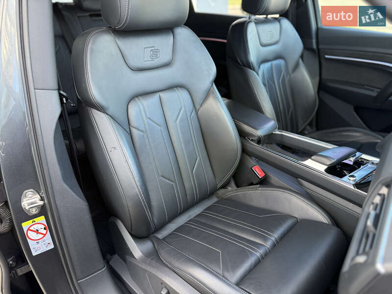 Внедорожник / Кроссовер Audi e-tron S 2020 в Хмельницком фото 42 Внедорожник / Кроссовер Audi e-tron S 2020 в Хмельницком