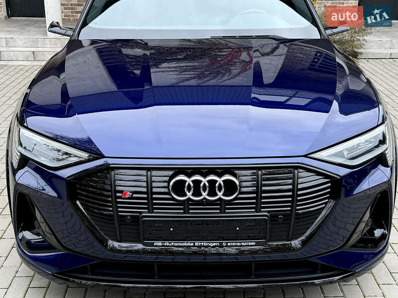 Позашляховик / Кросовер Audi e-tron S 2021 в Києві фото 7 Позашляховик / Кросовер Audi e-tron S 2021 в Києві