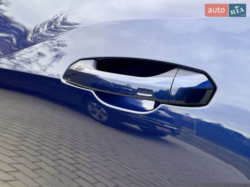 Позашляховик / Кросовер Audi e-tron S 2021 в Києві фото 32 Позашляховик / Кросовер Audi e-tron S 2021 в Києві