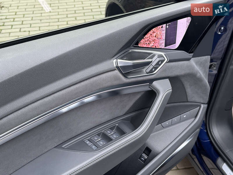 Позашляховик / Кросовер Audi e-tron S 2021 в Києві фото 42 Позашляховик / Кросовер Audi e-tron S 2021 в Києві