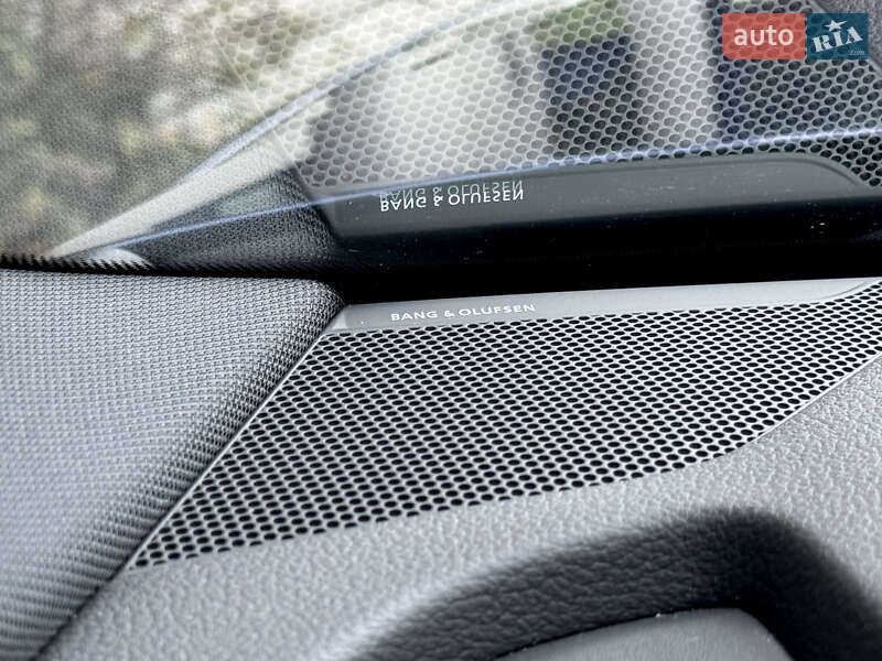 Позашляховик / Кросовер Audi e-tron S 2021 в Києві фото 49 Позашляховик / Кросовер Audi e-tron S 2021 в Києві