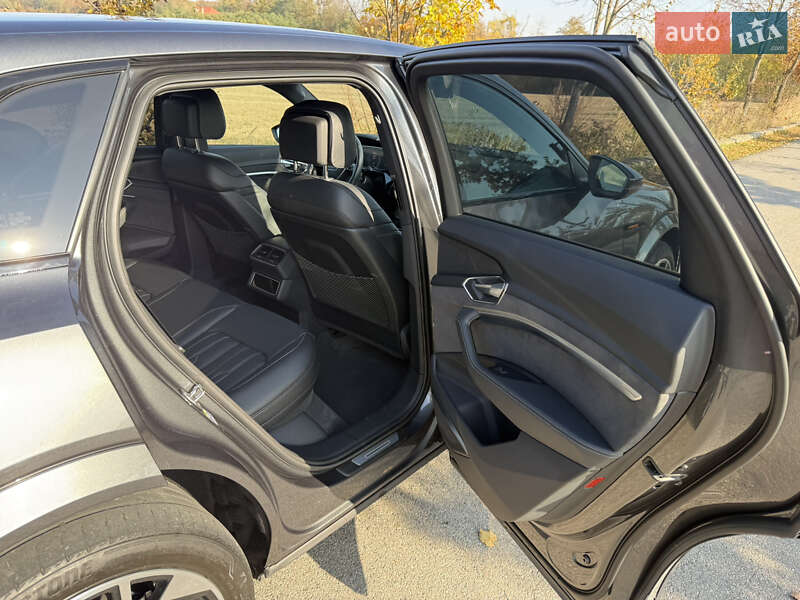 Внедорожник / Кроссовер Audi e-tron S 2022 в Черновцах фото 28 Внедорожник / Кроссовер Audi e-tron S 2022 в Черновцах