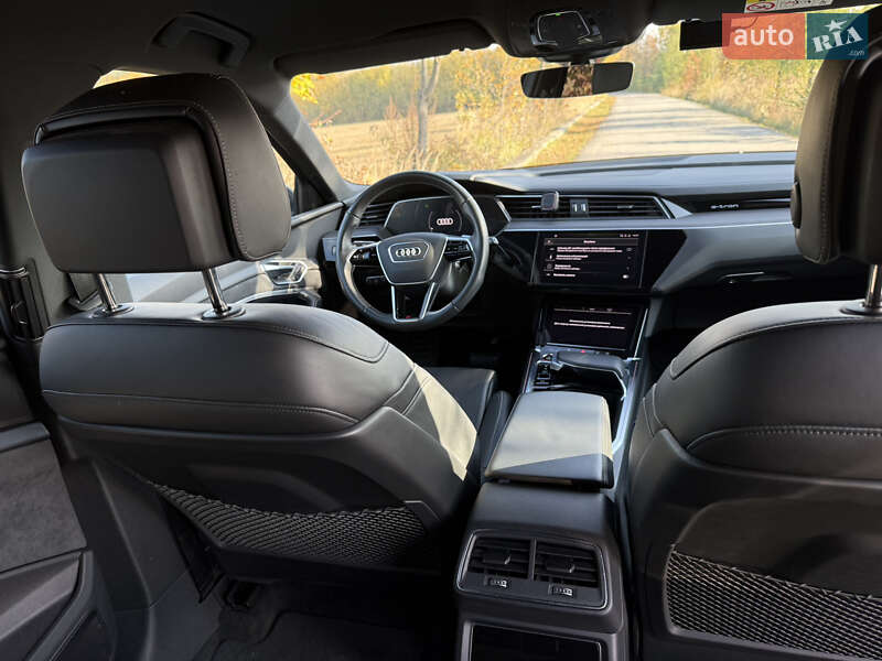 Внедорожник / Кроссовер Audi e-tron S 2022 в Черновцах фото 30 Внедорожник / Кроссовер Audi e-tron S 2022 в Черновцах