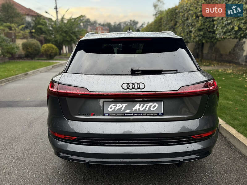 Позашляховик / Кросовер Audi e-tron S 2022 в Києві