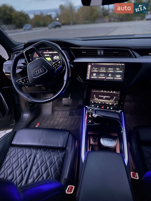 Внедорожник / Кроссовер Audi e-tron S 2022 в Днепре