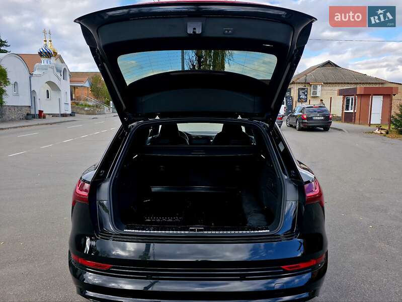 Позашляховик / Кросовер Audi e-tron S 2021 в Вінниці фото 21 Позашляховик / Кросовер Audi e-tron S 2021 в Вінниці