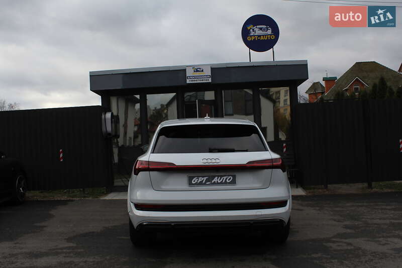 Позашляховик / Кросовер Audi e-tron S 2022 в Києві