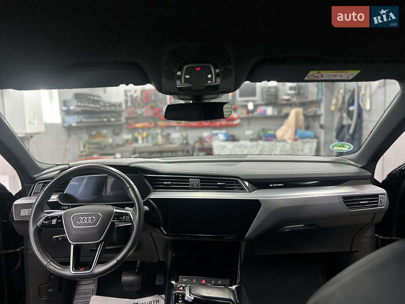 Внедорожник / Кроссовер Audi e-tron S 2022 в Одессе фото 17 Внедорожник / Кроссовер Audi e-tron S 2022 в Одессе