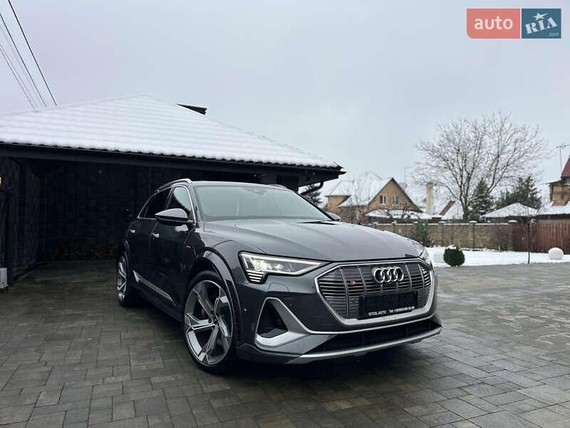 Audi e-tron S 2022