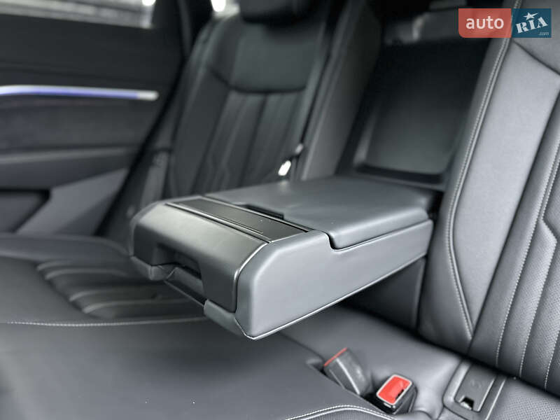 Внедорожник / Кроссовер Audi e-tron S 2022 в Луцке фото 79 Внедорожник / Кроссовер Audi e-tron S 2022 в Луцке