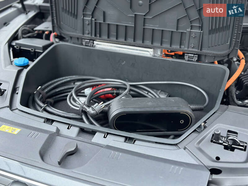 Внедорожник / Кроссовер Audi e-tron S 2022 в Луцке фото 100 Внедорожник / Кроссовер Audi e-tron S 2022 в Луцке