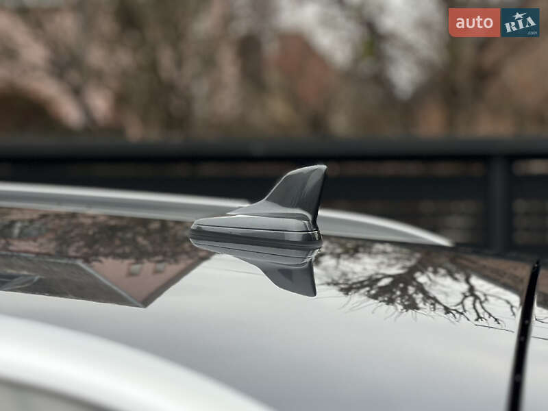 Позашляховик / Кросовер Audi e-tron S 2022 в Луцьку