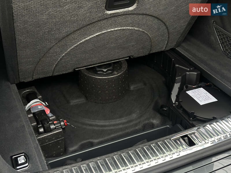 Позашляховик / Кросовер Audi e-tron S 2022 в Луцьку