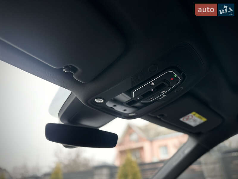 Позашляховик / Кросовер Audi e-tron S 2022 в Луцьку