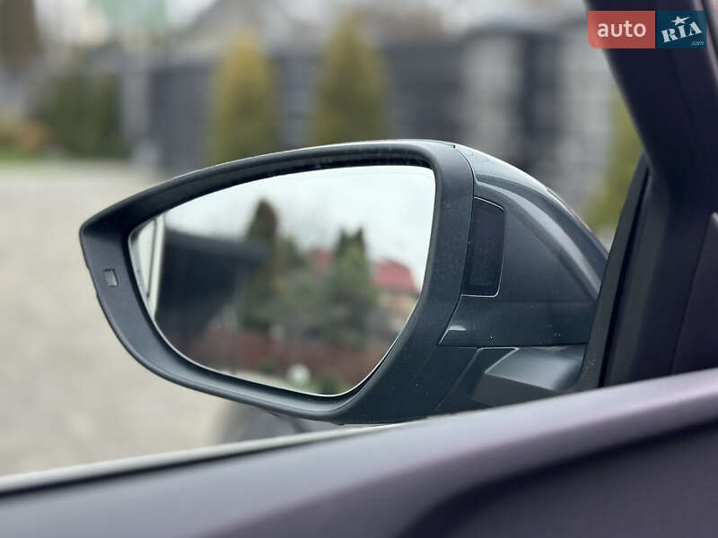 Позашляховик / Кросовер Audi e-tron S 2022 в Луцьку