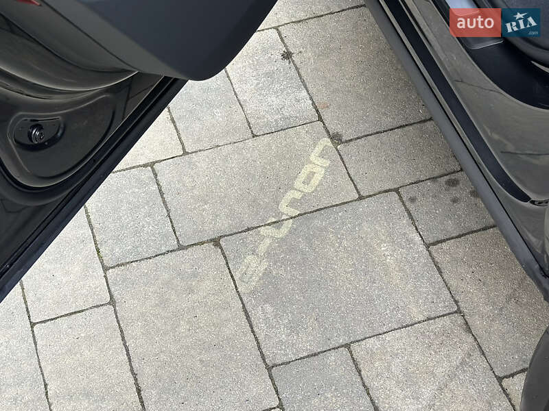 Позашляховик / Кросовер Audi e-tron S 2022 в Луцьку