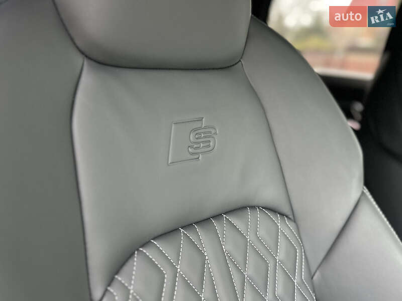 Позашляховик / Кросовер Audi e-tron S 2022 в Луцьку