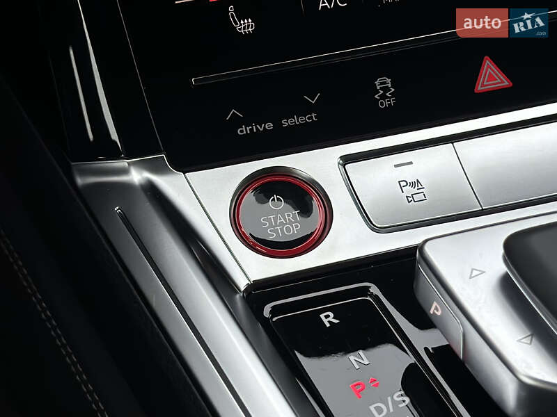 Позашляховик / Кросовер Audi e-tron S 2022 в Луцьку