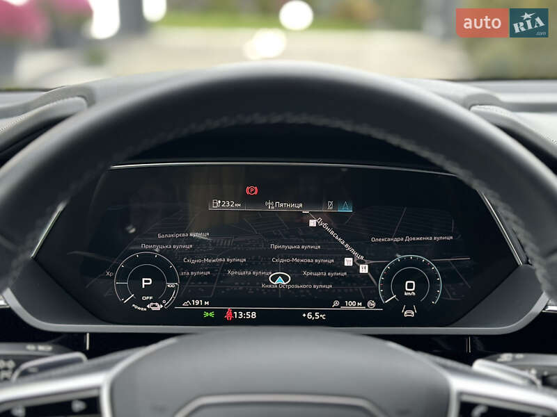 Позашляховик / Кросовер Audi e-tron S 2022 в Луцьку