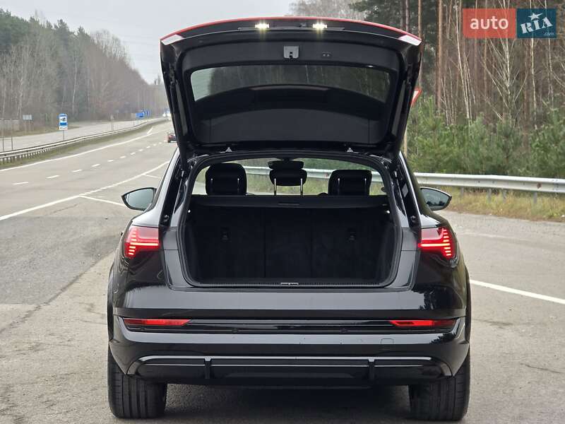 Внедорожник / Кроссовер Audi e-tron S 2022 в Ковеле фото 43 Внедорожник / Кроссовер Audi e-tron S 2022 в Ковеле