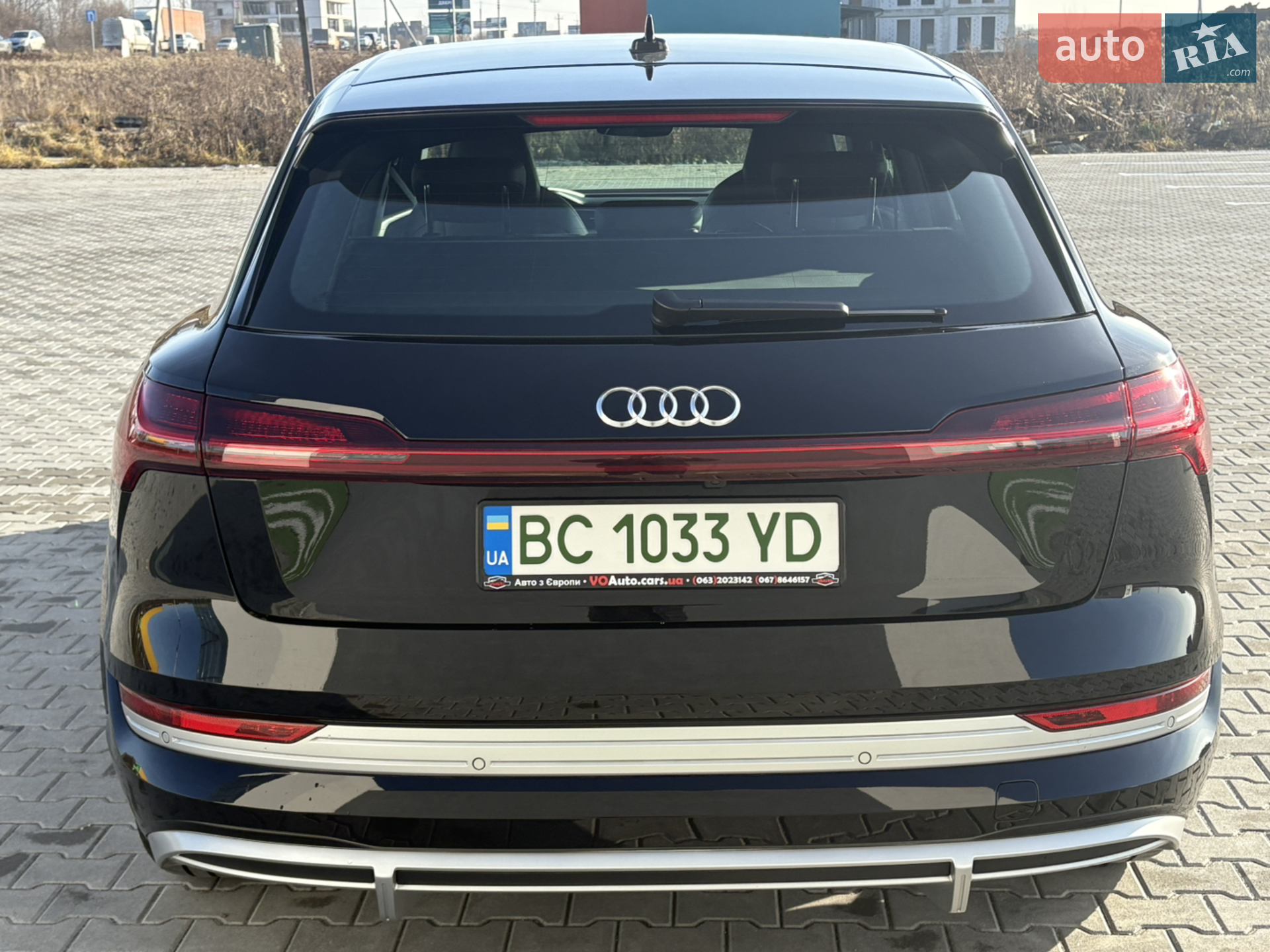 2021 Audi e-tron S - мініатюра 16