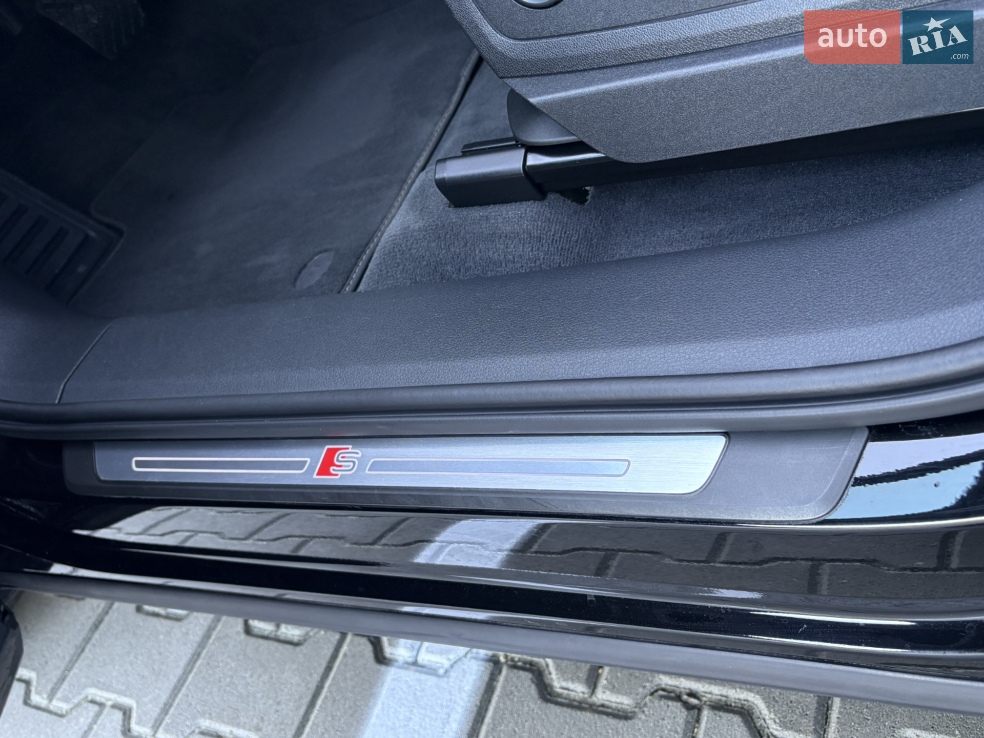2021 Audi e-tron S - мініатюра 48