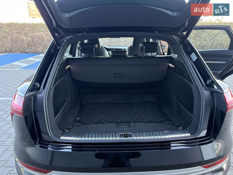 Внедорожник / Кроссовер Audi e-tron S 2021 в Львове фото 76 Внедорожник / Кроссовер Audi e-tron S 2021 в Львове