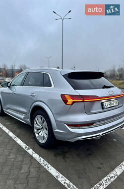 Внедорожник / Кроссовер Audi e-tron S 2022 в Киеве