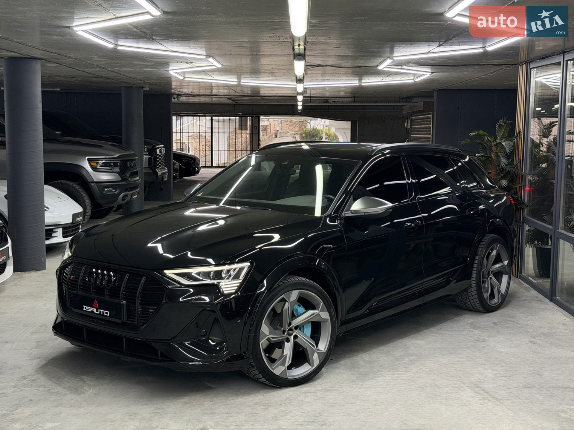 2022 Audi e-tron S - мініатюра 6